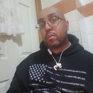 Meet your Posher, Larry